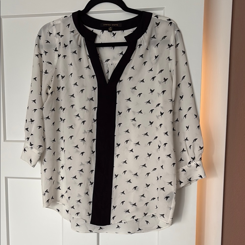 Cynthia Steffe Black and White Boxy Blouse with 3/4 Sleeves